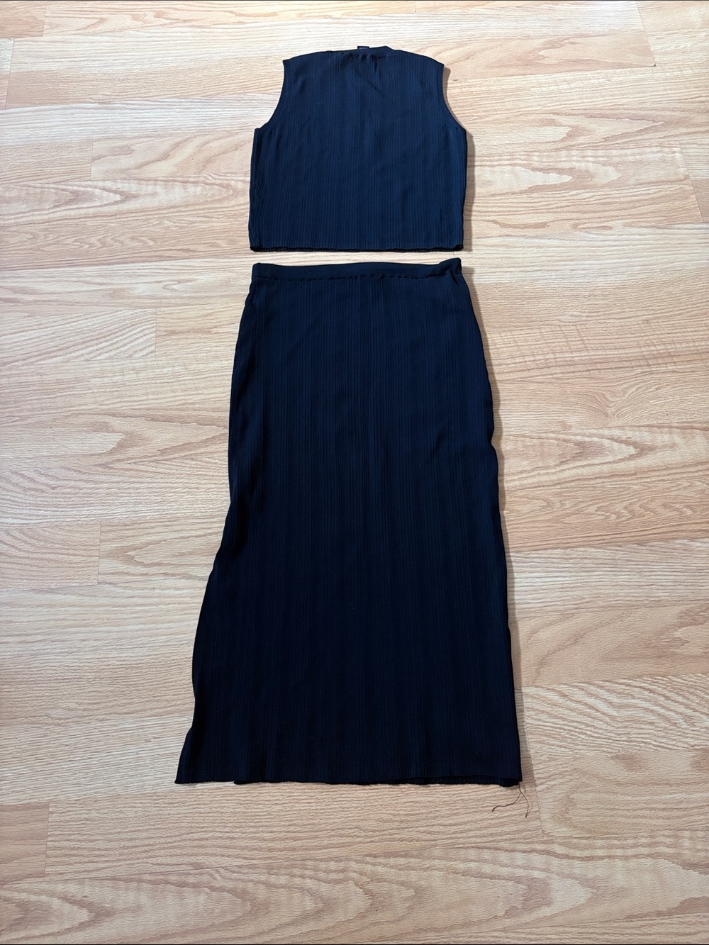 Rachel Zoe 2-Piece Ribbed Knit Maxi Skirt & Sleeveless Top Set Black SZ L Luxury - Picture 6 of 7